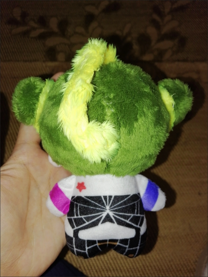 Peluche de Jolyne Cujoh de 10  - Cosplay Prop Making reseña y precio